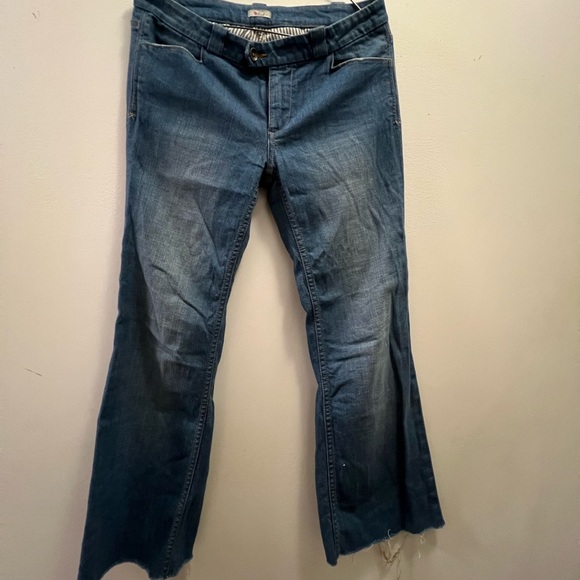 Kendall Blue Denim Jeans - Picture 4 of 4